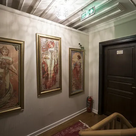 Mezzo Hotel 5*