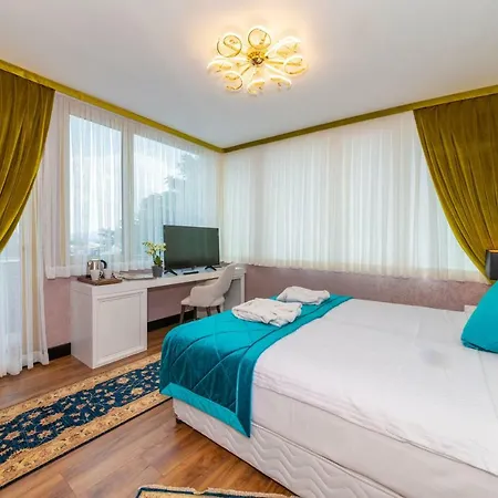מלון Eastanbul 2*