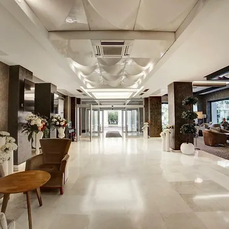 Kadak Garden Otel 2*