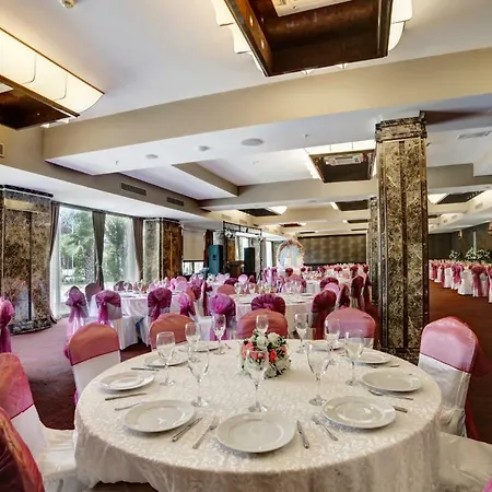 Otel Kadak Garden 2*