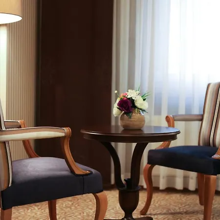 Kadak Garden Otel 2*