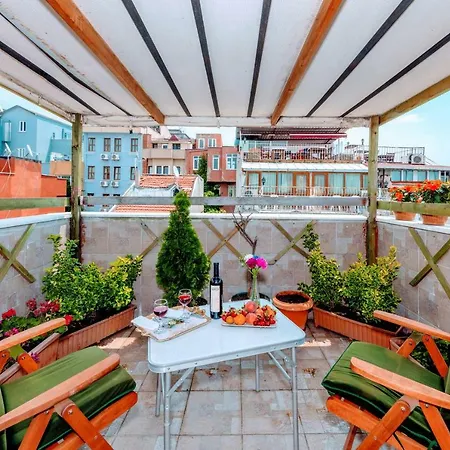 Walnut Shell - Old Sultanahmet Otel İstanbul