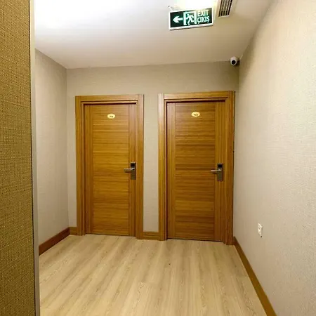 Grand Elmira Aparthotel 2*