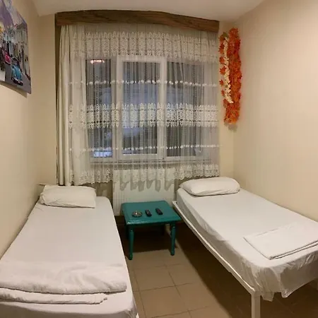 Hayat Pansiyon Hostel *
