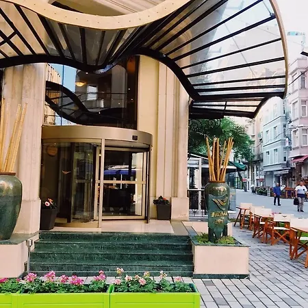 Occidental Taksim 4* Istambul