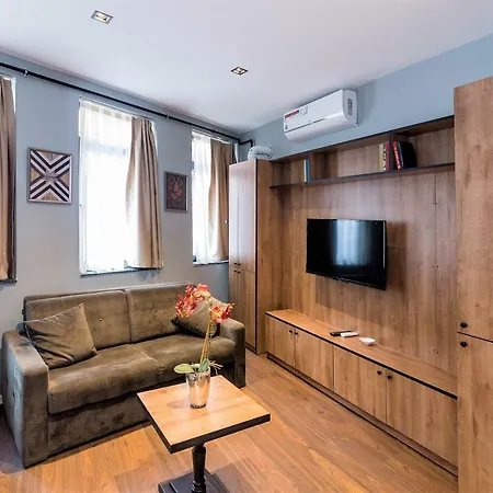 Galataist Apartment *