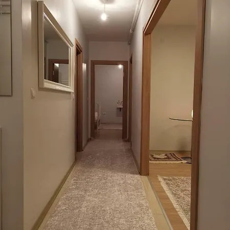 Fi Tower Apartment *