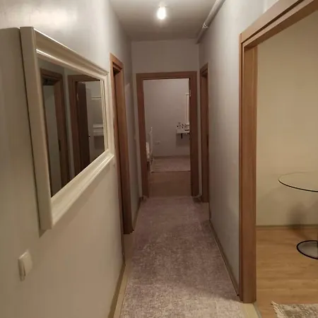 Fi Tower Apartment *