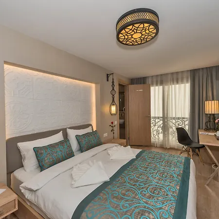 Aybar & 4* Istanbul