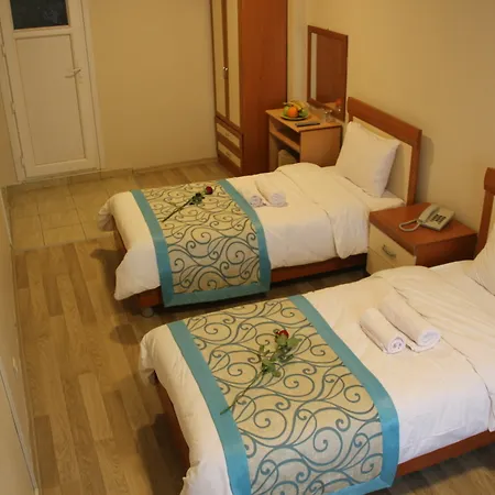 Hotel Sim Old 3*