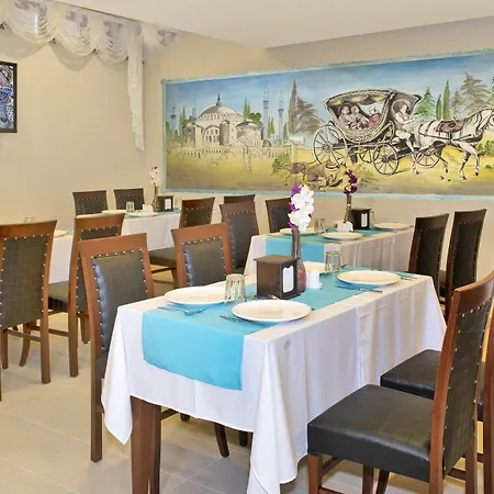 Hotel Perapolis 3*