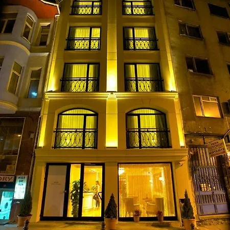 Perula Hotel 3*
