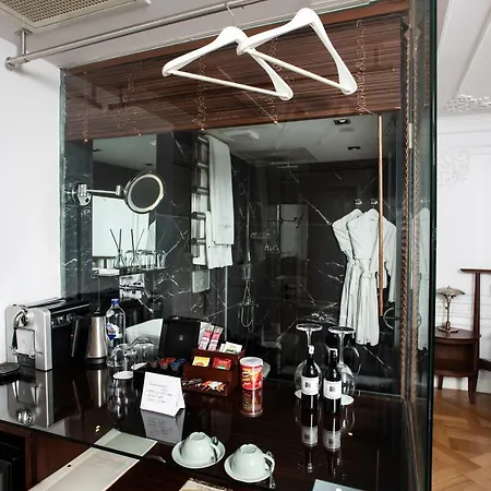 Georges Galata Hotel