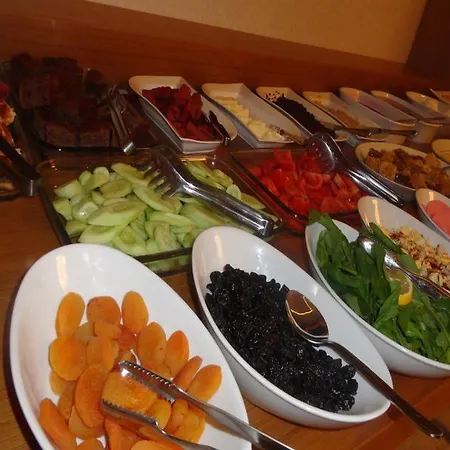 Hotel Tamara 3*