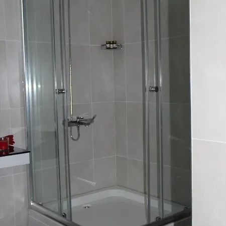 Era Palace Hotel 2*