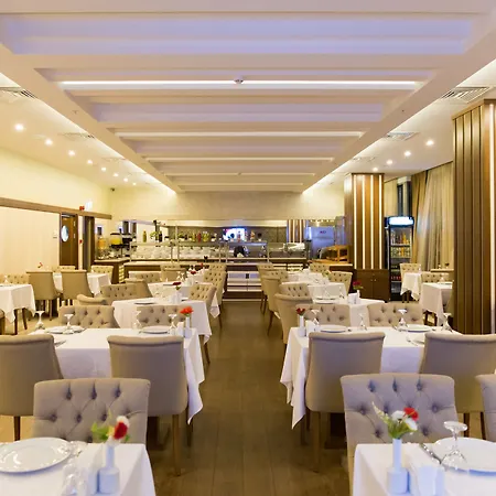 Ξενοδοχείο The Grand Mira Business 4*