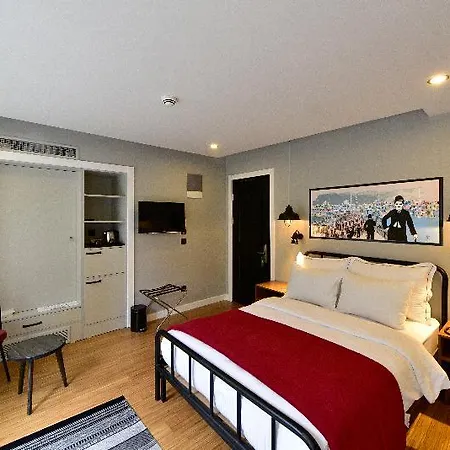 Poem Hotel