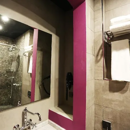 Hotell Royal Tophane 3*