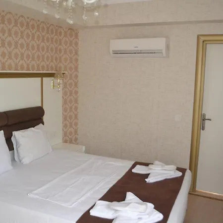 Mini Nova Old Hotel 5*