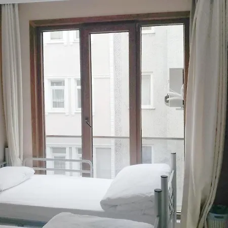 Kevin's Yeldegirmeni Istanbul