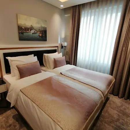 Kare Sultanahmet Otel 3*