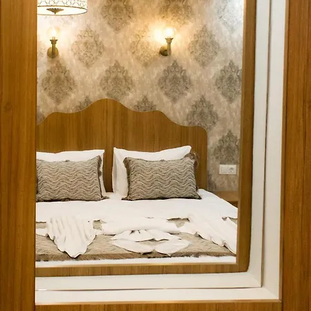Capitol Suites Old City