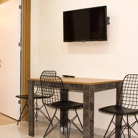 Hotel Capitol Suites Old City *