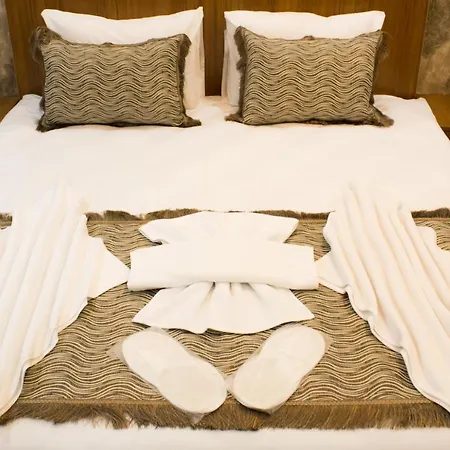 Hotel Capitol Suites Old City *