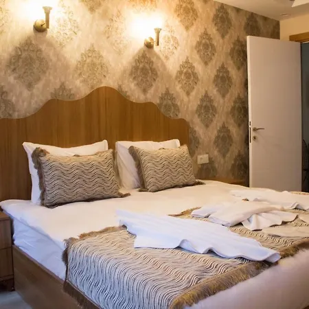 Capitol Suites Old City