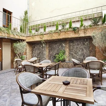 Hotel Grand De Pera 4*