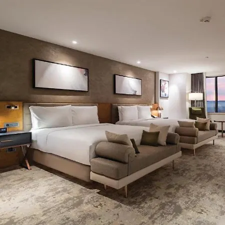 Hotel Hilton Maslak 5*