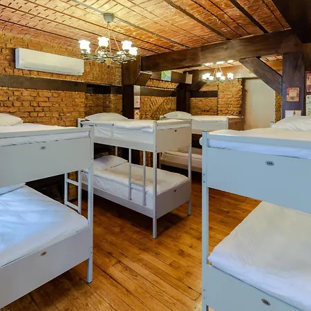 Sanat Taksim Albergue *