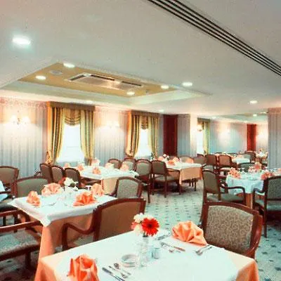 Otel Titanic Comfort Sisli