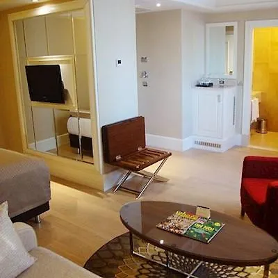 Otel Titanic Comfort Sisli