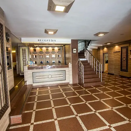 Sahinler Hotel 2*