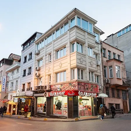 House 2* Isztambul