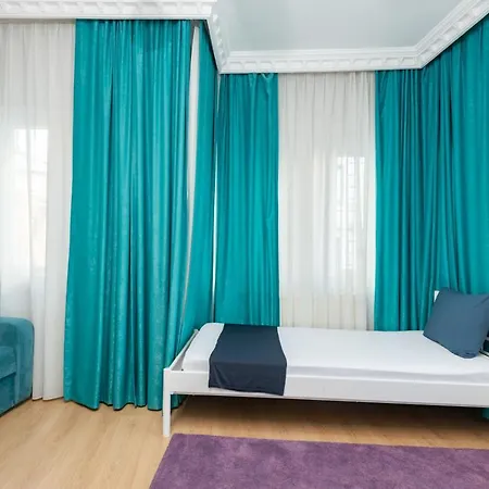 Apartmanhotel House