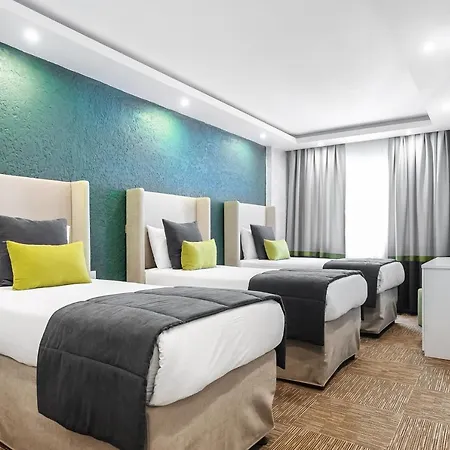 Carlton Hotel