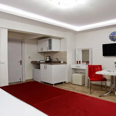 Taksim Istiklal Hotel 3*