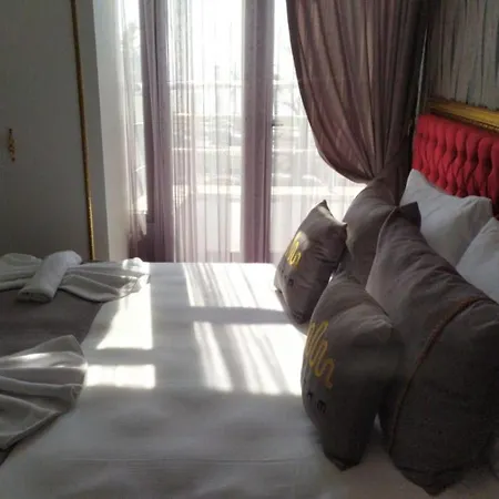 Hotel Rhythm 2*