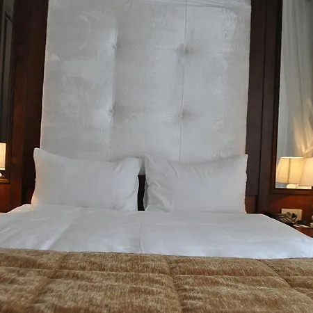 Atik Otel