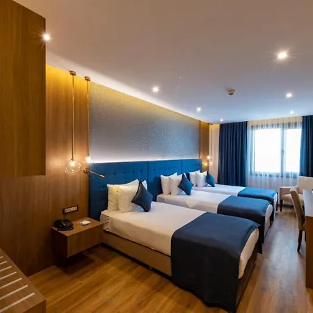 Nova Plaza Crystal &