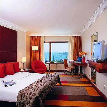 Otel Hilton Parksa 4*