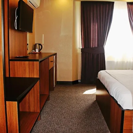 Green Palmiye Hotel Отель Стамбул