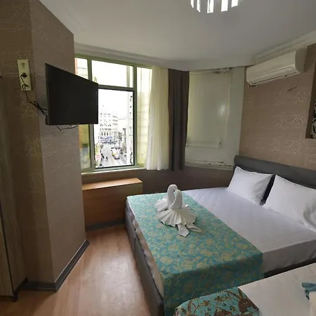 Omega Luxx 3* Istanbul