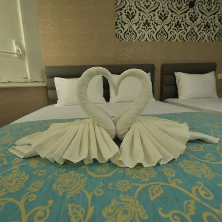 Hotel Omega Luxx