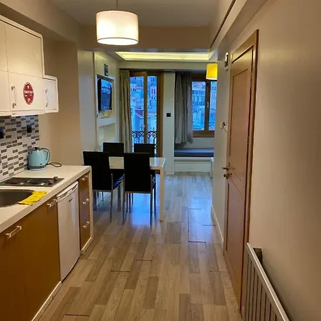 Aparthotel Grand Loft *