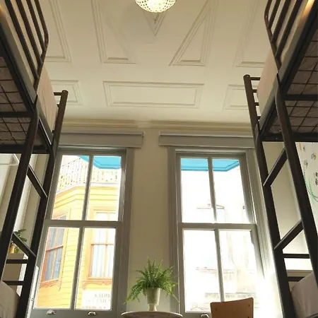 Tilas - In 19th Century Wooden Townhouse,kadikoy 酒店 伊斯坦布尔