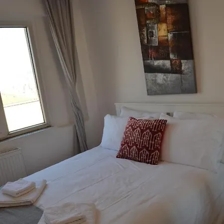 Newly Renovated Cozy O-5 In Taksim Apartment *