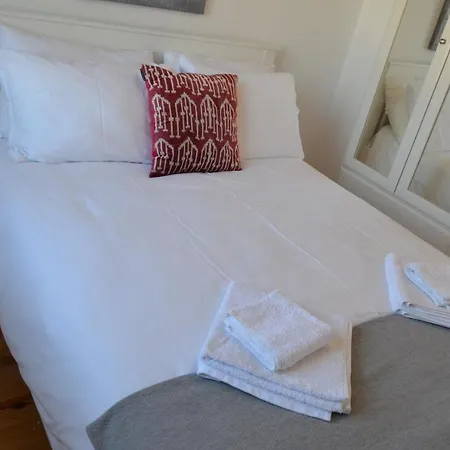 Newly Renovated Cozy O-5 In Taksim Apartment